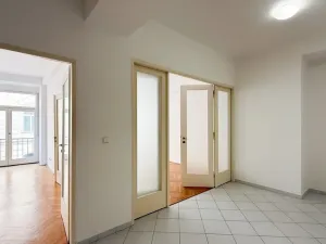 Pronájem bytu 2+1, Praha - Staré Město, Bartolomějská, 60 m2