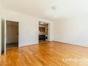 Prodej bytu 2+kk, Praha - Dejvice, Heinemannova, 66 m2