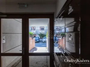 Prodej bytu 2+kk, Praha - Dejvice, Heinemannova, 66 m2