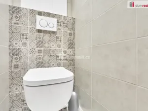 Prodej bytu 3+1, Karlovy Vary, Brigádníků, 67 m2