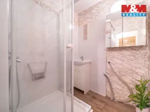 Prodej bytu 2+1, Plzeň, Lábkova, 61 m2