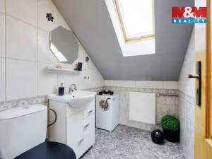 Prodej rodinného domu, Dolany, 225 m2