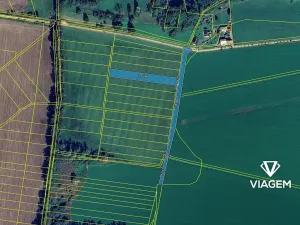 Prodej podílu pole, Lázně Bělohrad, 2380 m2