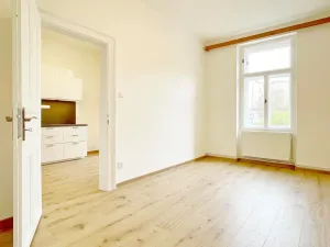 Pronájem bytu 3+1, Praha - Libeň, Sokolovská, 79 m2