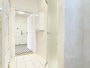 Pronájem bytu 3+1, Praha - Libeň, Sokolovská, 79 m2