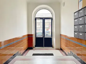 Pronájem bytu 3+1, Praha - Libeň, Sokolovská, 79 m2