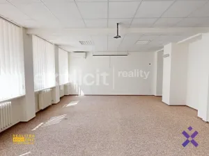 Pronájem kanceláře, Zlín, Zarámí, 50 m2