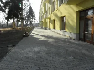Prodej obchodního prostoru, Opatovice nad Labem, 754 m2