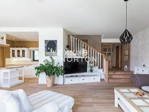 Prodej rodinného domu, Ohrobec, Vřesová, 199 m2