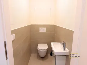 Pronájem bytu 1+kk, Brno, Kumpoštova, 30 m2
