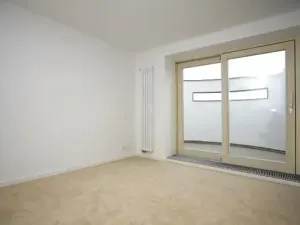Pronájem atypického bytu, Praha - Bubeneč, U akademie, 120 m2