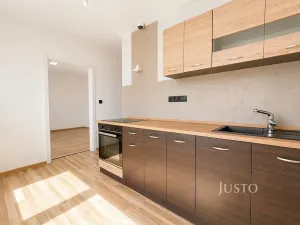 Prodej bytu 3+1, Bavorov, Na Sídlišti, 70 m2