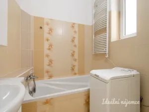 Pronájem bytu 1+1, Praha - Vinohrady, Na Folimance, 33 m2