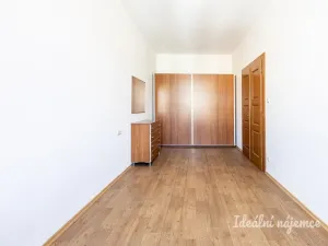 Pronájem bytu 2+1, České Budějovice - České Budějovice 1, Krajinská, 92 m2