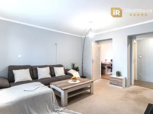 Prodej bytu 2+1, Pardubice - Zelené Předměstí, kpt. Nálepky, 56 m2
