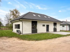 Prodej rodinného domu, Rostoklaty - Nová Ves II, 190 m2