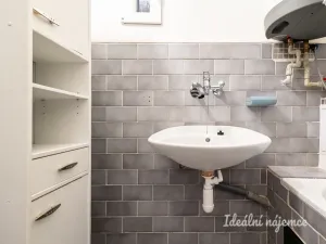 Pronájem bytu 2+kk, Praha - Libeň, Andrštova, 48 m2