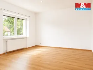 Prodej činžovního domu, Karlovy Vary - Tašovice, Česká, 200 m2
