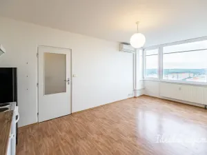 Pronájem bytu 2+kk, Praha - Troja, Olštýnská, 37 m2