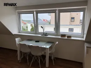 Pronájem bytu 2+kk, Olomouc, tř. Míru, 67 m2
