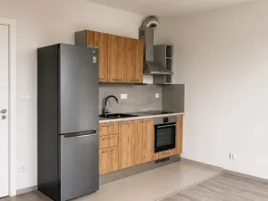 Pronájem bytu 1+kk, Praha - Malešice, Sazečská, 34 m2