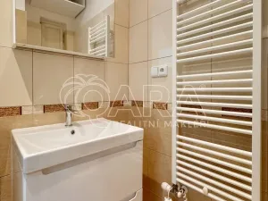 Pronájem bytu 2+kk, Praha - Nusle, Maroldova, 42 m2