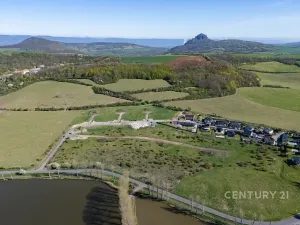 Prodej pozemku pro bydlení, Lužice, 1305 m2