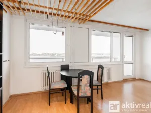 Prodej bytu 3+kk, Praha - Petrovice, Kurčatovova, 70 m2