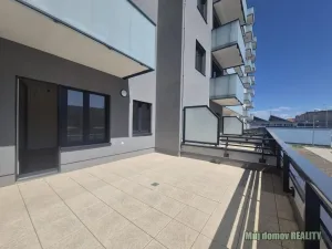 Pronájem bytu 2+kk, Praha - Hostivař, U továren, 31 m2