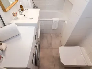Pronájem bytu 1+kk, Praha - Vinohrady, Šrobárova, 28 m2