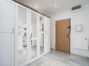 Prodej bytu 3+1, Děčín, Oblouková, 74 m2