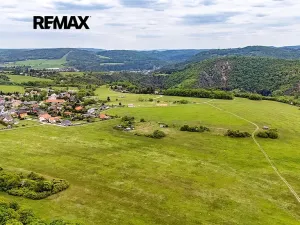 Prodej pozemku, Štěchovice, 3265 m2