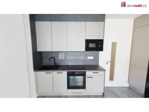 Pronájem bytu 1+kk, Praha - Libeň, Nad Kolčavkou, 30 m2