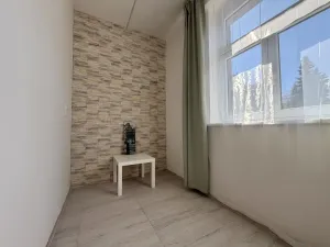 Pronájem bytu 1+1, Praha - Žižkov, Na Jarově, 35 m2