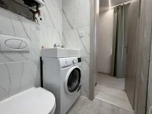 Pronájem bytu 2+kk, Praha - Žižkov, Na Jarově, 35 m2