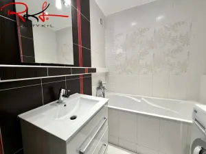 Prodej bytu 3+kk, Praha, U jezera, 73 m2