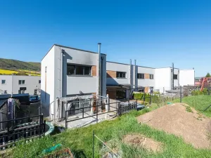 Prodej rodinného domu, Králův Dvůr, Tři Vršky, 113 m2