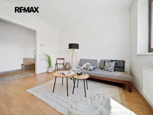 Prodej bytu 2+kk, Brno, Podbělová, 43 m2