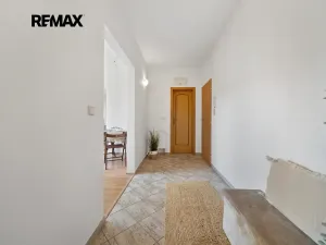 Prodej bytu 2+kk, Brno, Podbělová, 43 m2