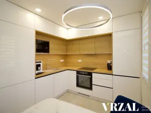 Prodej bytu 3+1, Plzeň, U Potoka, 72 m2