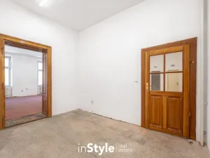 Pronájem kanceláře, Uherské Hradiště, Nádražní, 98 m2
