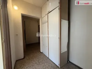 Pronájem bytu 1+kk, Ústí nad Labem - Všebořice, Spartakiádní, 32 m2
