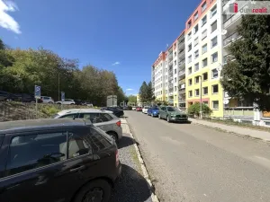 Pronájem bytu 1+kk, Ústí nad Labem - Všebořice, Spartakiádní, 32 m2