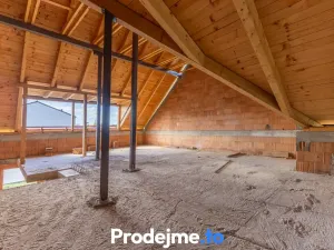 Prodej rodinného domu, Hevlín, 182 m2