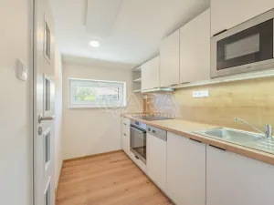 Pronájem bytu 1+kk, Buštěhrad, Žižkova, 30 m2
