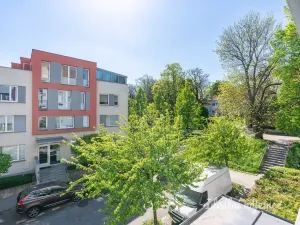 Pronájem bytu 1+kk, Praha - Prosek, Trmická, 36 m2