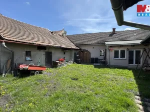 Prodej rodinného domu, Hranice - Hranice IV-Drahotuše, Hranická, 347 m2