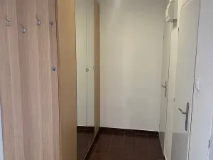 Pronájem bytu 1+1, Praha - Záběhlice, Zvonková, 36 m2