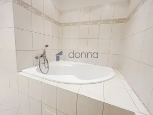 Pronájem bytu 3+kk, Praha, Bítovská, 75 m2