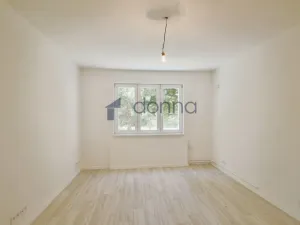 Pronájem bytu 2+1, Praha, Dubečská, 73 m2